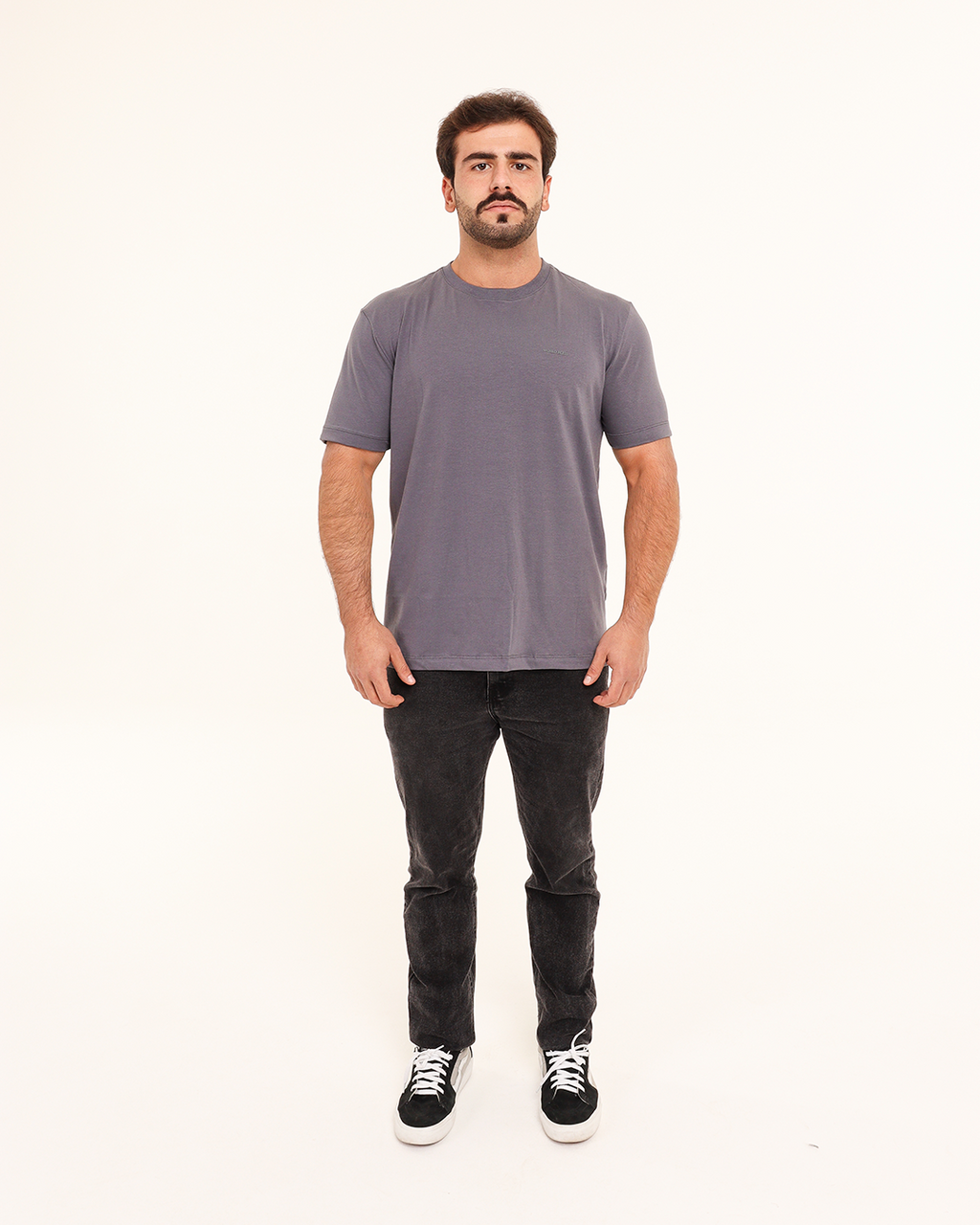 Camiseta World Bless Signature – Cinza Chumbo